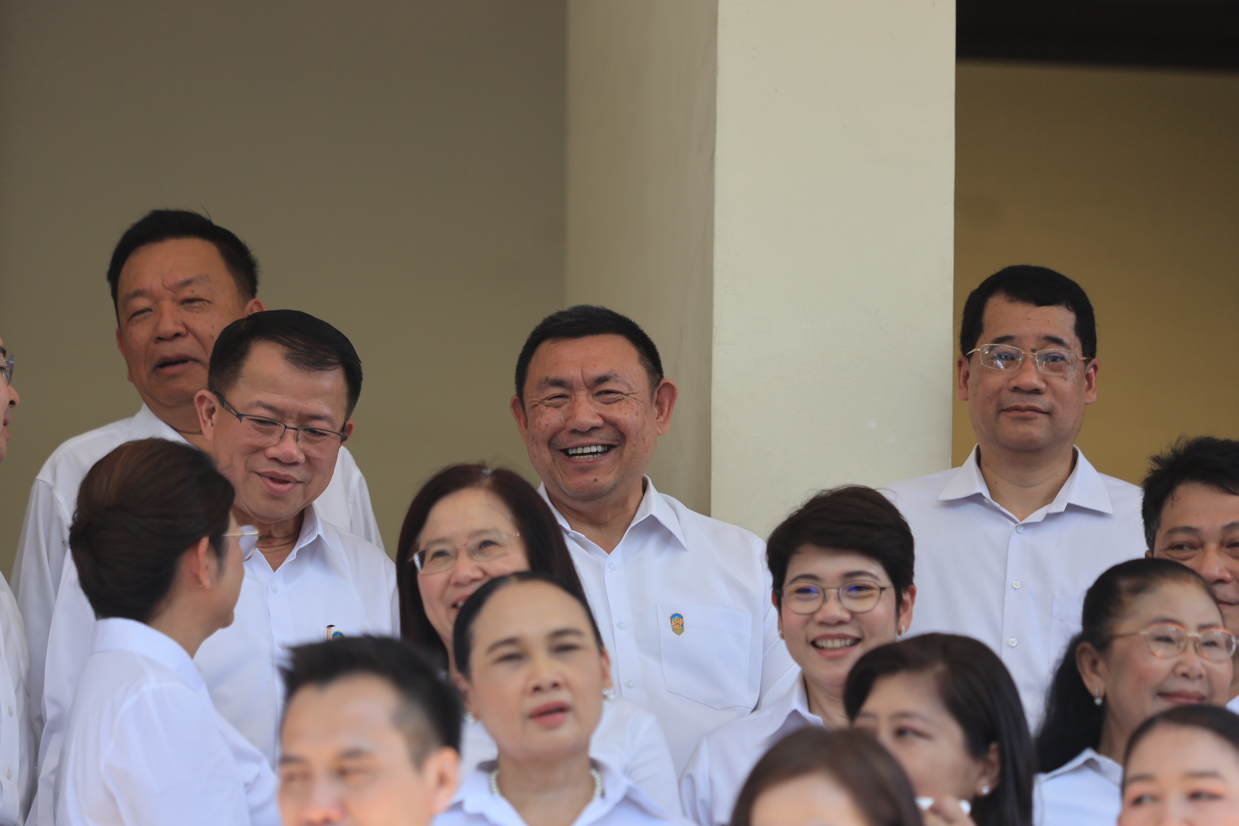 title - คณะผู้บริหาร ส.ป.ก. ร่วมพิธีสักการะสิ่งศักดิ์สิทธิ์ประจำกระทรวงเกษตรและสหกรณ์ ในโอกาสเข้ารับตำแหน่งของรัฐมนตรีว่าการกระทรวงเกษตรและสหกรณ์ และรัฐมนตรีช่วยว่าการกระทรวงเกษตรและสหกรณ์ 